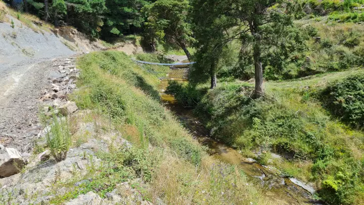 Proteção contra fluxos de detritos - Hampton Forest Slash Barrier 2021
