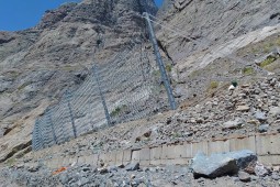 Protección contra caídas de rocas - Camino industrial km 21 - Protección de caída de rocas 2023