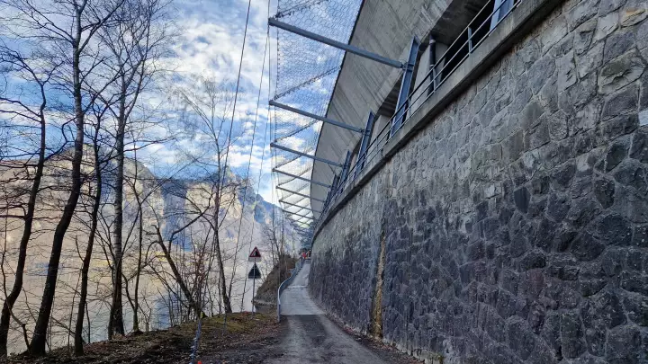 Protección contra caídas de rocas - Gäsi cycling path 2023