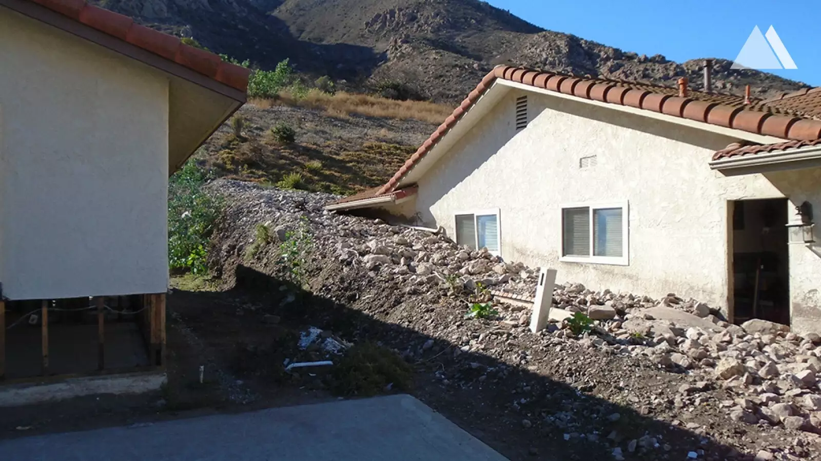 Moloz akışına ve heyelana karşı koruma - Camarillo Springs Emergency 2015