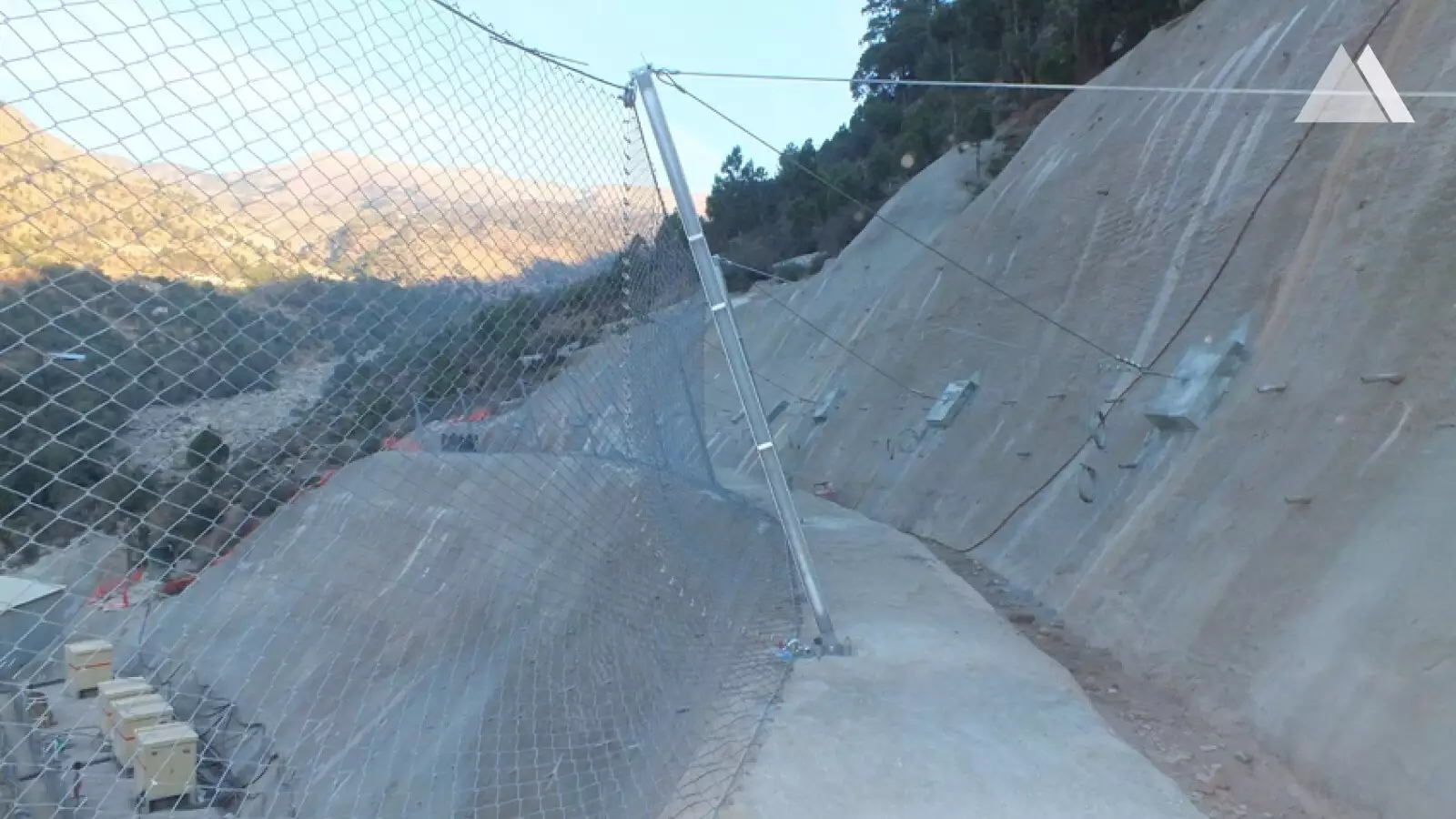 Protecţia împotriva căderilor de pietre - Chenani Nashri Tunnel Portal (2016) 2016