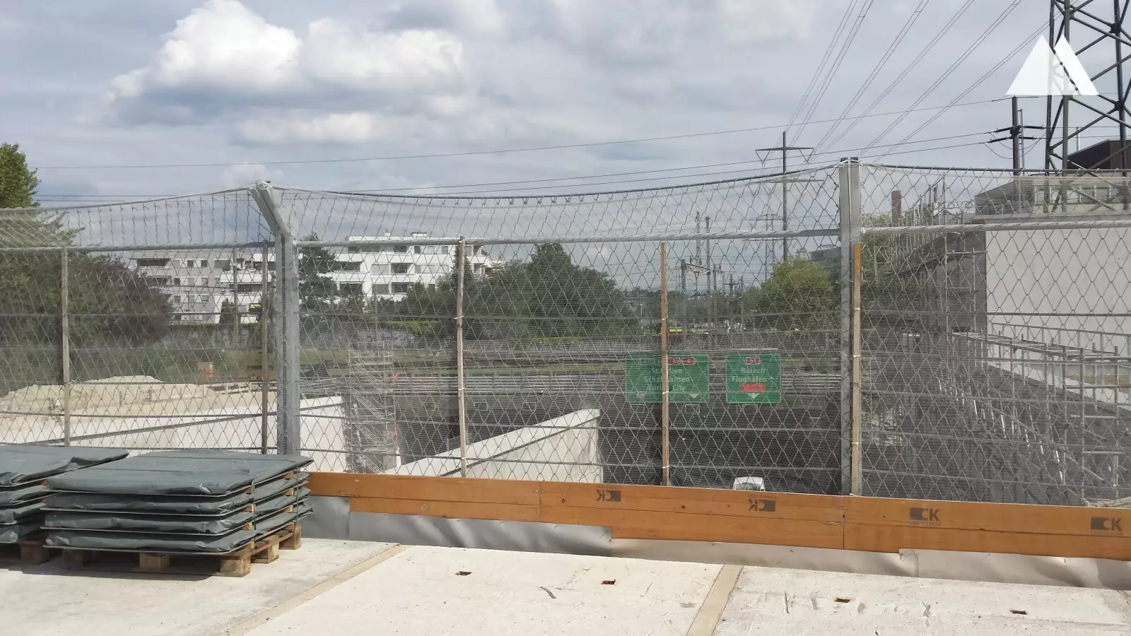 Mobilne ogrodzenia drogowe - Stelzentunnel Construction Site Protection 2016